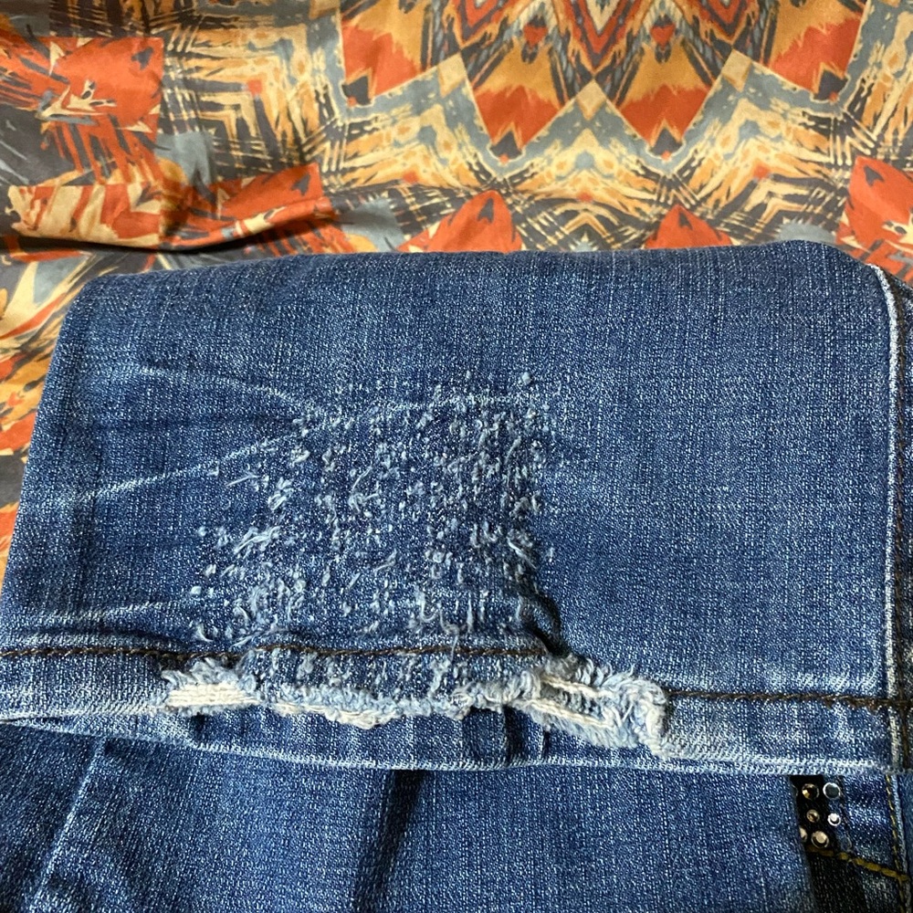 JEANS Rock & Roll Cowgirl Denim Jeans with Pink Stitching .
size 28x34 - Picture 5 of 9